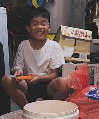Founder as a child in the restaurant